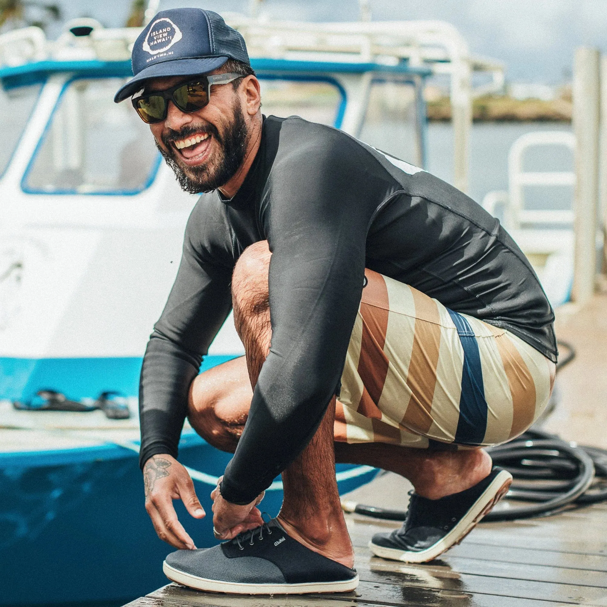 OluKai Nohea Moku Mens Sneakers